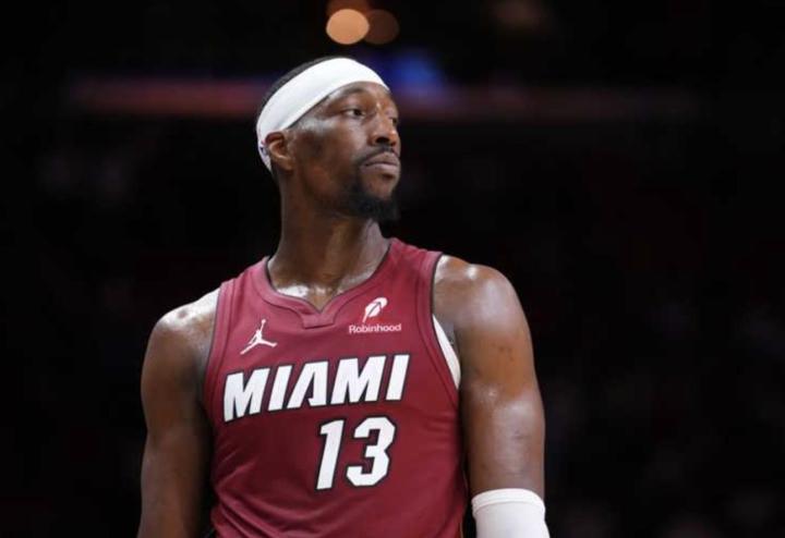  从偶像到并肩；阿德巴约谈83分之夜与科比的跨越。 体育新闻 从偶像到并肩；阿德巴约谈83分之夜与科比的跨越。 体育新闻 从偶像到并肩；阿德巴约谈83分之夜与科比的跨越。 体育新闻