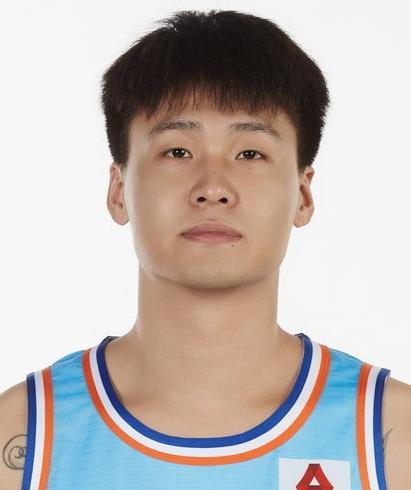 京粤战场的秘密:职业球员转会后的生存进化法则 体育新闻 京粤战场的秘密:职业球员转会后的生存进化法则 体育新闻