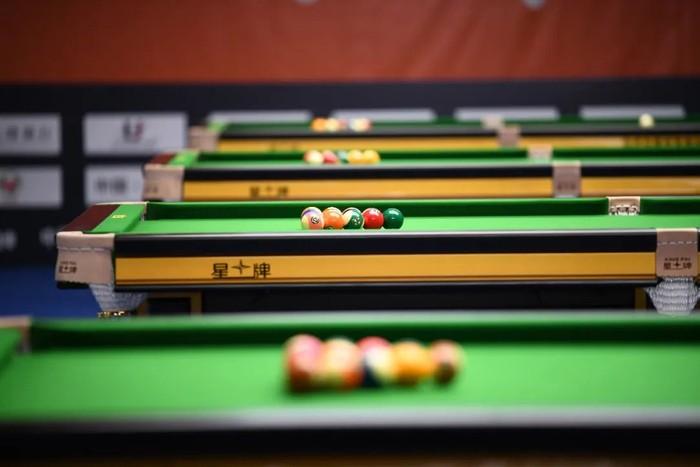  职业困境与边界认知：为何违规直播是职业生涯的“自杀式”选择 情感心理