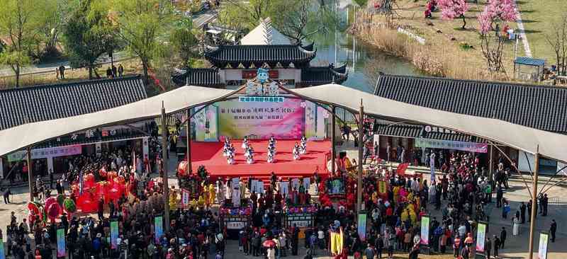  沉浸式民俗体验：模块化运营与文旅消费场景的深度耦合机制 IT技术