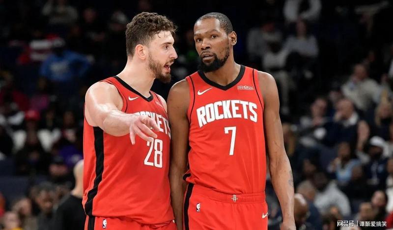 胜负毫厘间的残酷博弈:火箭绝杀勇士背后的韧性觉醒 体育新闻