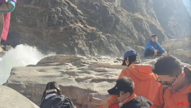 虎跳峡激流救援亲历者自述：40厘米的距离，为何成了生与死的鸿沟 新闻
