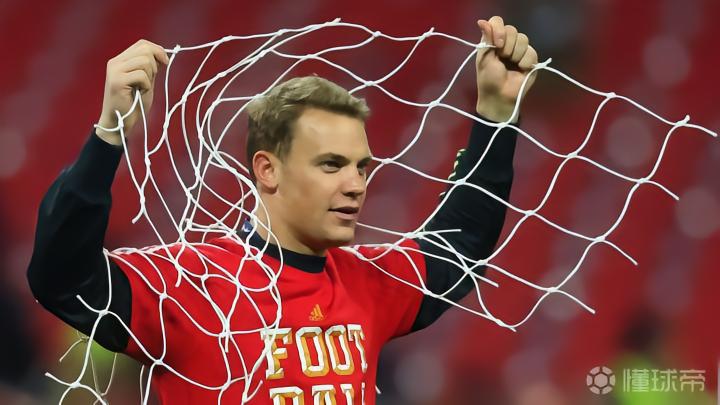 诺伊尔职业心理调控方法论：顶级门将的大赛备战策略深度解析 体育新闻